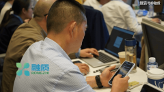 保企业可以或许一直控制最新AI东西动态